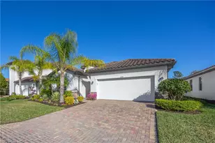 1564 Vizcaya Ln, Naples, FL 34113 - Photo 25