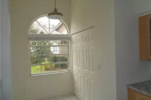 271 Perignon Pl, Naples, FL 34119 - Photo 17