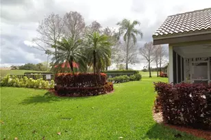 271 Perignon Pl, Naples, FL 34119 - Photo 5