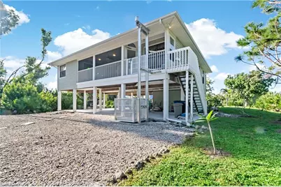 4403 Lake Heather Cir, Saint James City, FL 33956 - Photo 17