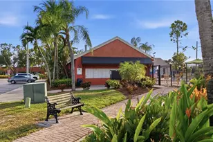 2925 Winkler Ave, Fort Myers, FL 33916 - Photo 25