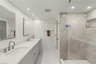 3951 Gulf Shore Blvd N, Naples, FL 34103 - Photo 17