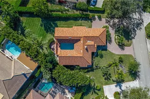 1930 Blackstone Cir, Naples, FL 34109 - Photo 29