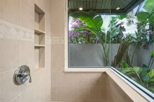 2440 River Reach Dr, Naples, FL 34104 - Photo 35