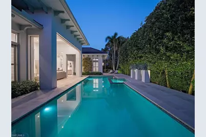 452 Putter Point Dr, Naples, FL 34103 - Photo 25