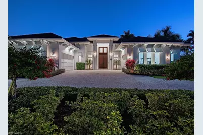 452 Putter Point Dr, Naples, FL 34103 - Photo 1