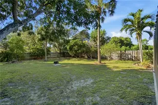 2644 River Reach Dr, Naples, FL 34104 - Photo 45