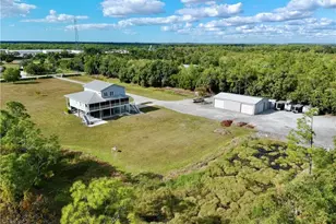 11380 Trinity Pl, Naples, FL 34114 - Photo 5