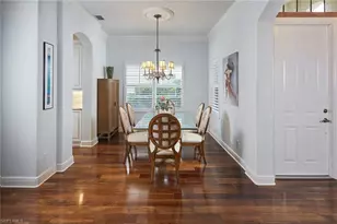 754 Vistana Cir, Naples, FL 34119 - Photo 5