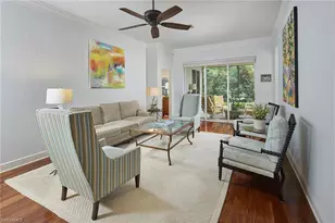 754 Vistana Cir, Naples, FL 34119 - Photo 3