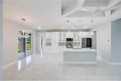 650 Kraft St, Lehigh Acres, FL 33974 - Photo 9