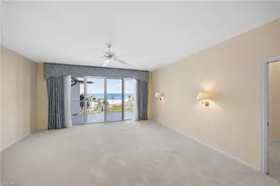 70 Seagate Dr, Naples, FL 34103 - Photo 13
