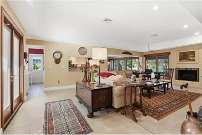 300 Bald Eagle Dr #1, Naples, FL 34105 - Photo 7