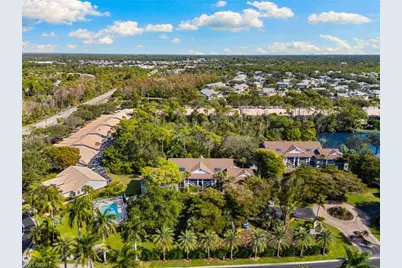 614 Wiggins Bay Dr, Naples, FL 34110 - Photo 25