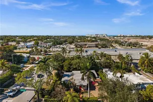 715 10th St N, Naples, FL 34102 - Photo 35