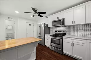 715 10th St N, Naples, FL 34102 - Photo 9