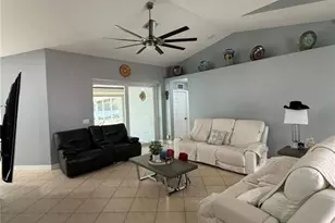 1016 Cleveland Ave, Lehigh Acres, FL 33972 - Photo 7