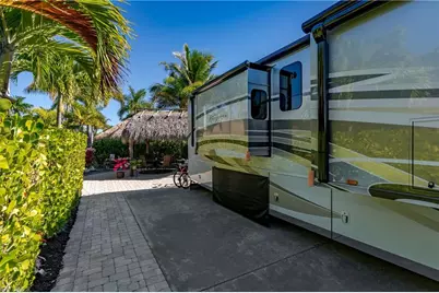 13466 Ladyfish Ln, Naples, FL 34114 - Photo 19