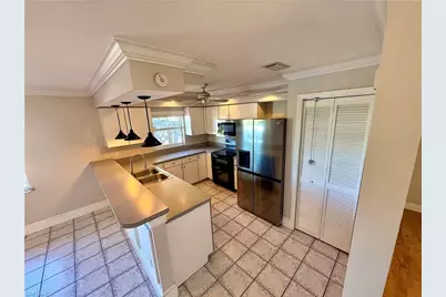 10192 Shade Tree Ct, Bonita Springs, FL 34135 - Photo 5