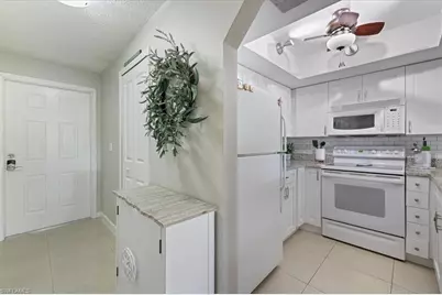 4010 Skyline Blvd #111, Cape Coral, FL 33914 - Photo 9