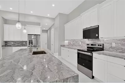 563 15th St NW, Naples, FL 34120 - Photo 11