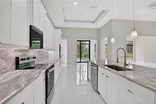 563 15th St NW, Naples, FL 34120 - Photo 23