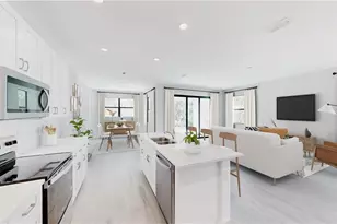 3033 Juniper Wy, Naples, FL 34112 - Photo 3