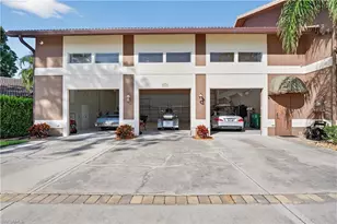 4060 Skyway Dr, Naples, FL 34112 - Photo 5