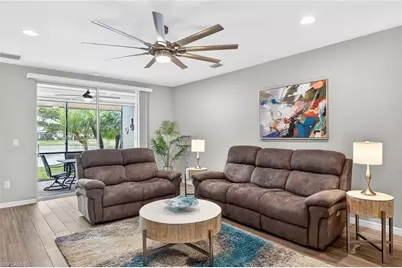 14835 Edgewater Cir, Naples, FL 34114 - Photo 5