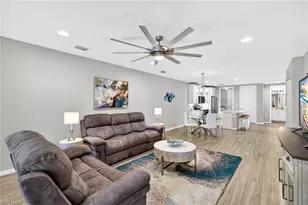 14835 Edgewater Cir, Naples, FL 34114 - Photo 7