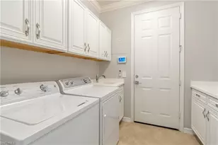 8631 Palermo Ct, Naples, FL 34114 - Photo 23