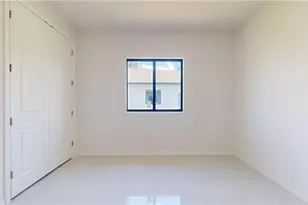 2421 NW 24th St, Cape Coral, FL 33993 - Photo 9