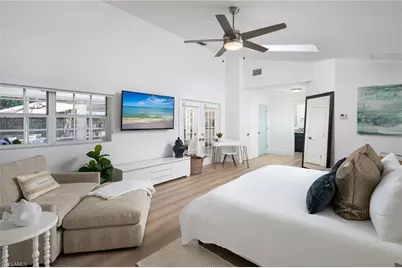 339 4th Ave N, Naples, FL 34102 - Photo 21