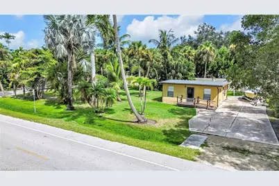 1931 Danford St, Naples, FL 34112 - Photo 9