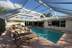 695 Regatta Rd S, Naples, FL 34103 - Photo 13