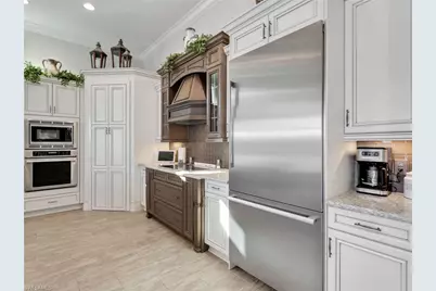 12757 Dundee Ln, Naples, FL 34120 - Photo 15