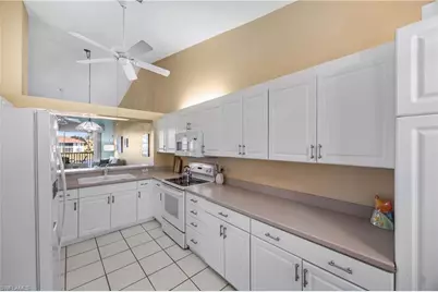 290 Robin Hood Cir #201, Naples, FL 34104 - Photo 11