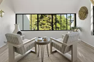 975 Palm View Dr, Naples, FL 34110 - Photo 3