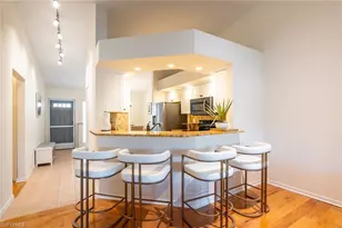 815 Gulf Pavilion Dr, Naples, FL 34108 - Photo 9