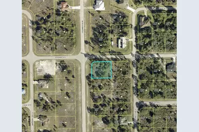 1015 Columbus Blvd S, Lehigh Acres, FL 33974 - Photo 1