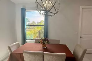 1021 10th Ave NE, Naples, FL 34120 - Photo 9