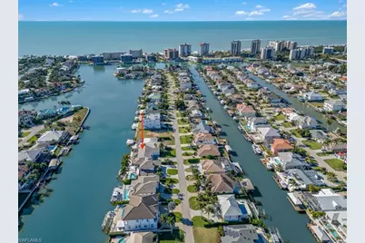 396 Conners Ave, Naples, FL 34108 - Photo 23