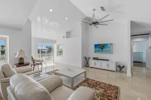 396 Conners Ave, Naples, FL 34108 - Photo 3