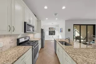 16367 Halberry Ln, Naples, FL 34110 - Photo 11