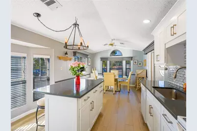 2048 Crystal Lake Dr, Naples, FL 34120 - Photo 11