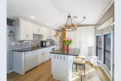 2048 Crystal Lake Dr, Naples, FL 34120 - Photo 13