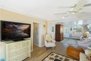 2048 Crystal Lake Dr, Naples, FL 34120 - Photo 21