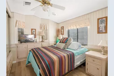 2048 Crystal Lake Dr, Naples, FL 34120 - Photo 25