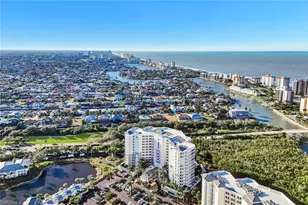 300 Dunes Blvd, Naples, FL 34110 - Photo 49