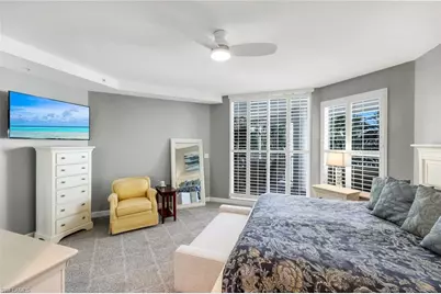 300 Dunes Blvd #201, Naples, FL 34110 - Photo 21